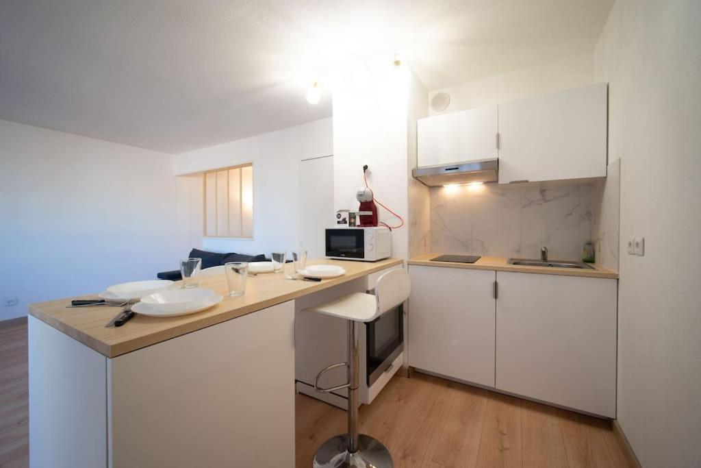 Fully Equipped Apartment 2 To 4 People St Charles Marseilles Exterior foto